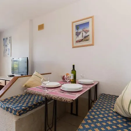 Santa Maria 16 - Apartment *